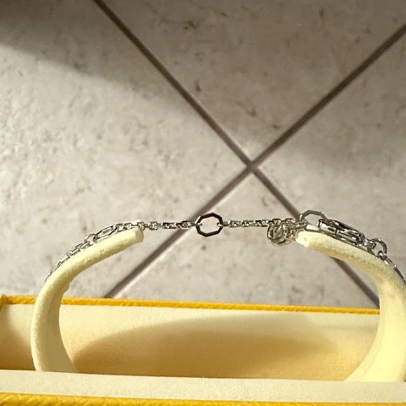 Swarovski Mesmera Bracelet (Mixed cuts, Green, Rhodium plated) - Picture 6 of 16